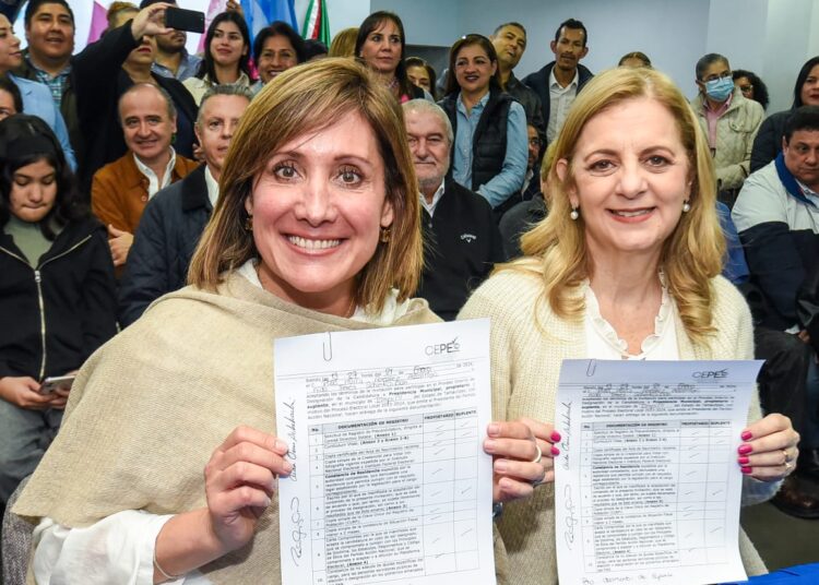 Impresionante Registro de Rosa González y Aída Féres de Nader