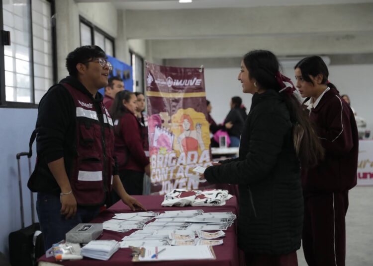 IMJUVE en NLD lleva brigada “contacto joven” a estudiantes del poniente