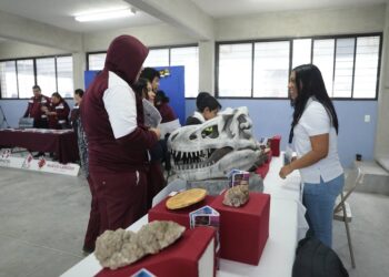 IMJUVE en NLD lleva brigada “contacto joven” a estudiantes del poniente