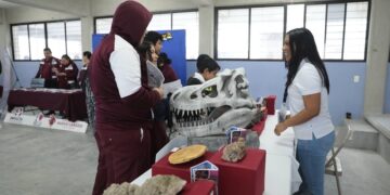 IMJUVE en NLD lleva brigada “contacto joven” a estudiantes del poniente