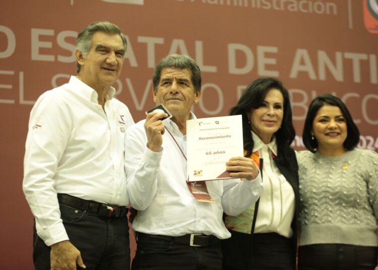 AVA anuncia aumento del 20% a burócratas de Tamaulipas