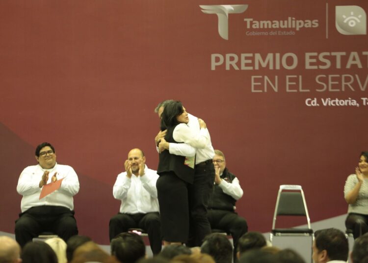 AVA anuncia aumento del 20% a burócratas de Tamaulipas