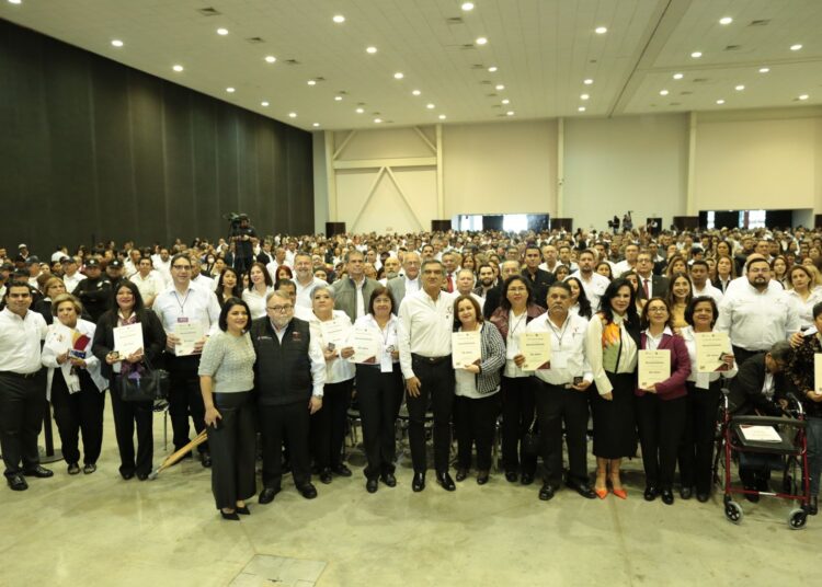 AVA anuncia aumento del 20% a burócratas de Tamaulipas