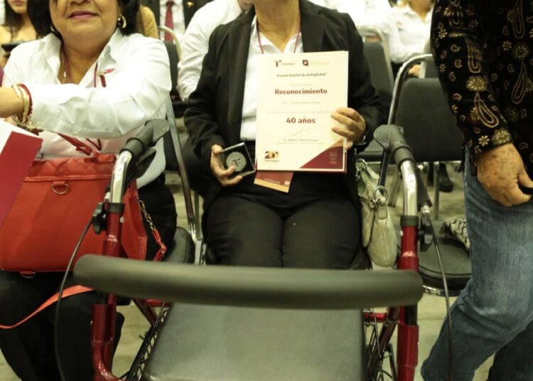 AVA anuncia aumento del 20% a burócratas de Tamaulipas