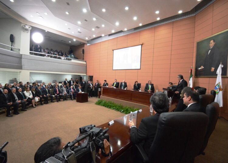 «Implementemos justicia eficaz, cercana y transparente»: AVA