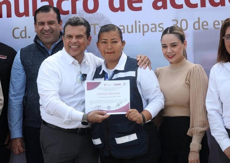 Reconoce Lalo Gattás labor de personal de PC y Tránsito