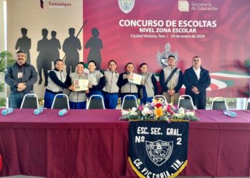 Secundaria General No. 6, en concurso de escoltas