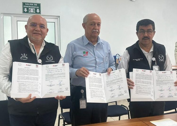 El rector Dámaso Anaya sostiene acuerdos de la UAT con el sistema portuario de Altamira