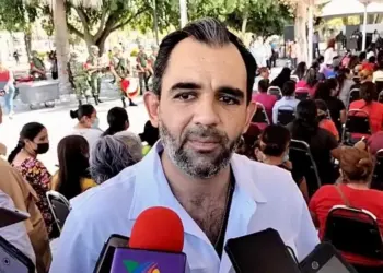 Americo Villarreal Jr. al Senado