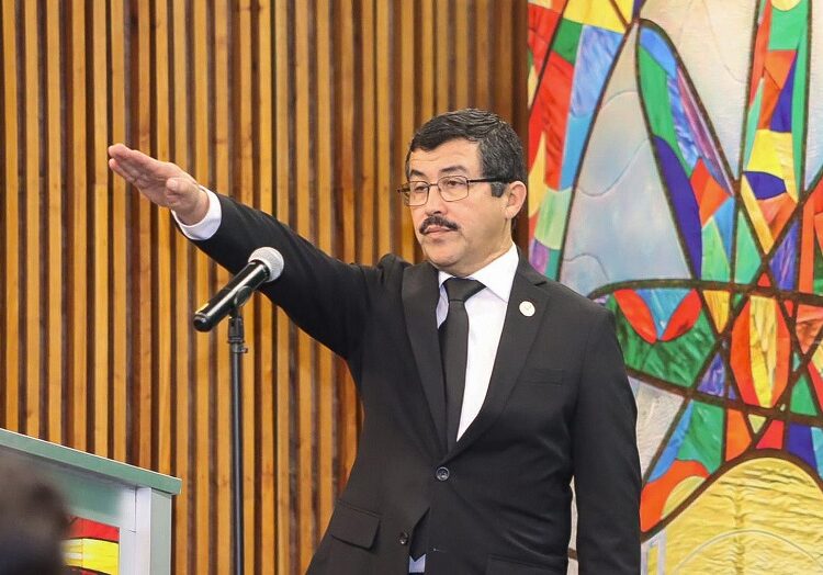 ¡Dámaso ya es Rector!