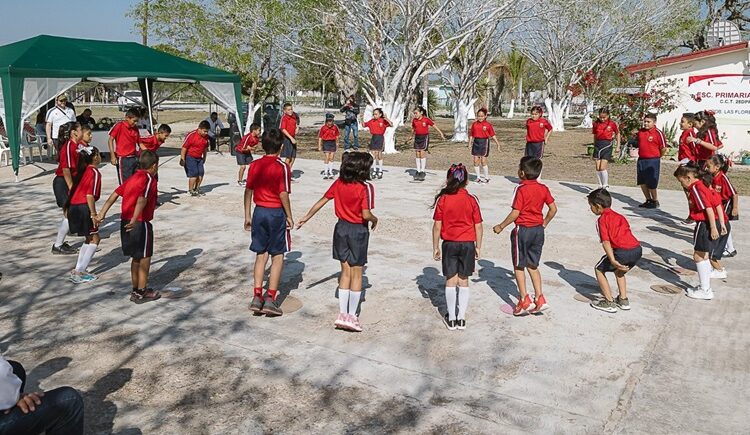 Acudió titular de la SET a la Escuela Primaria “Narciso Mendoza”, en Aldama
