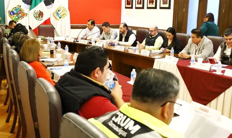 Alerta asociación de bancos de presencia de estafadores en cajeros