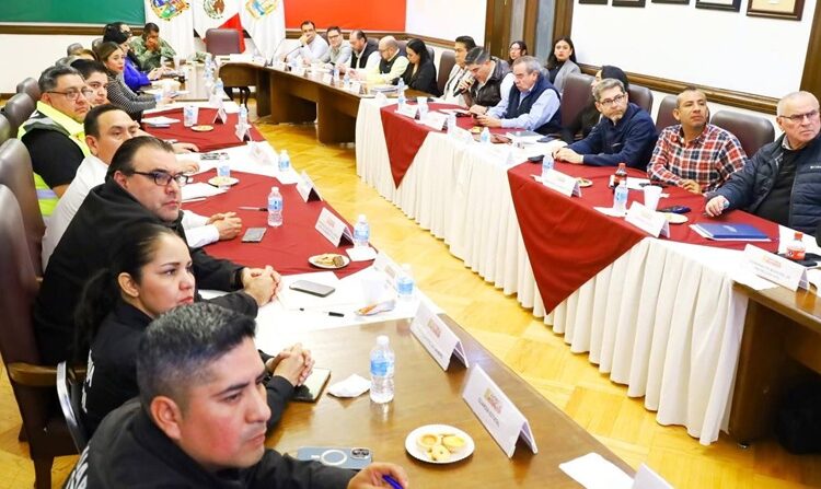 Alerta asociación de bancos de presencia de estafadores en cajeros