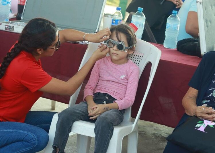 Beneficia DIF Altamira a mil personas con jornada gratuita de salud visual