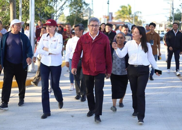 Beneficia Gobierno Altamirense al Fracc. Los Naranjos con obra de pavimentación