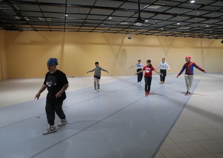 Brinda Gobierno de NLD clases de danza gratuita a jóvenes neolaredenses