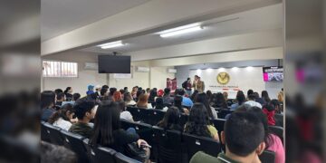 Brinda IMJUVE pláticas de concientización a estudiantes y trabajadores