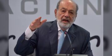Carlos Slim vs. reforma a pensiones de AMLO; sería un ‘retroceso de 26 años’, advirtió