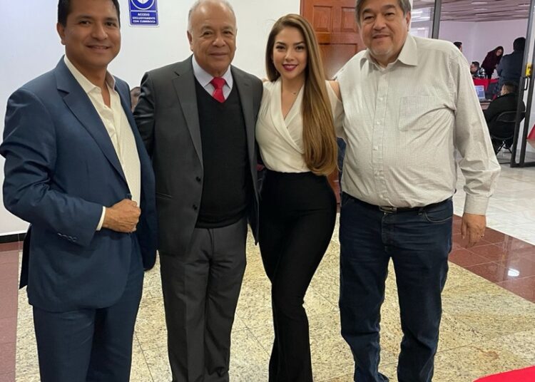 Chavira y Cendy Robles, aspirantes al senado por PT