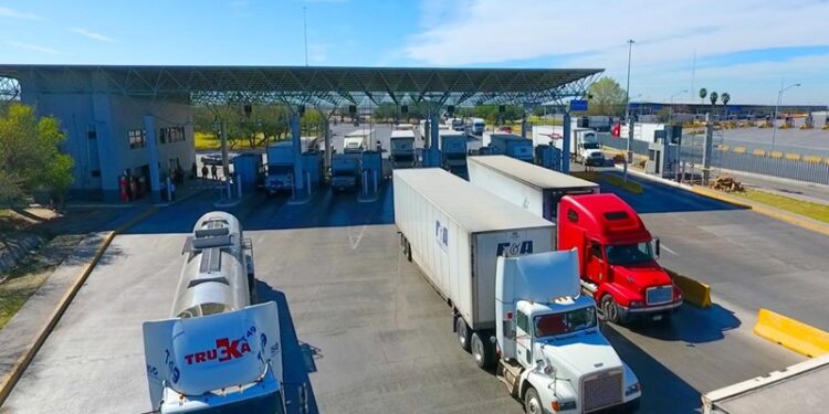 Cierre de Puente internacional en Nuevo Laredo dejó 660 mdd de pérdidas
