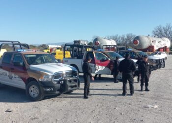 Circulación cerrada en Carretera Federal 101 por traslado de calderas