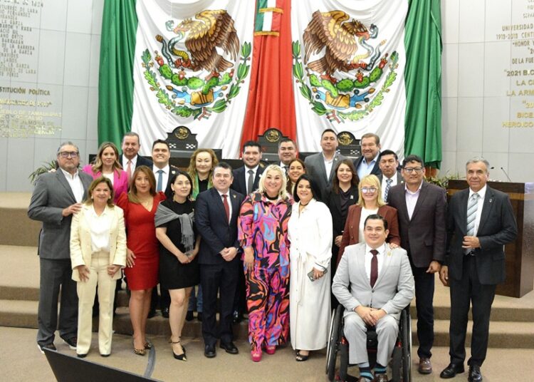 “Con honestidad saneamos las finanzas de Tamaulipas”: Adriana Lozano