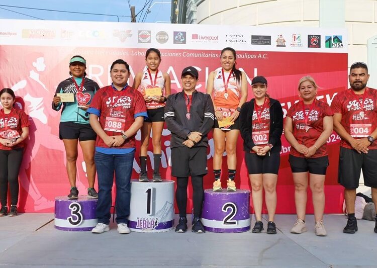 Conviven y fomentan el deporte Lucy y Lalo en familia