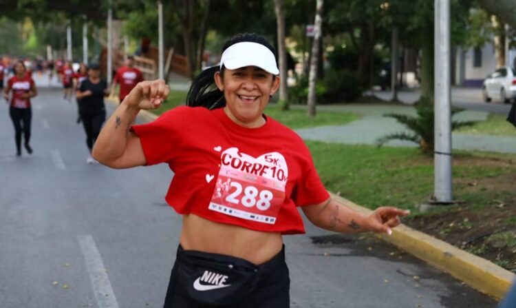 Conviven y fomentan el deporte Lucy y Lalo en familia