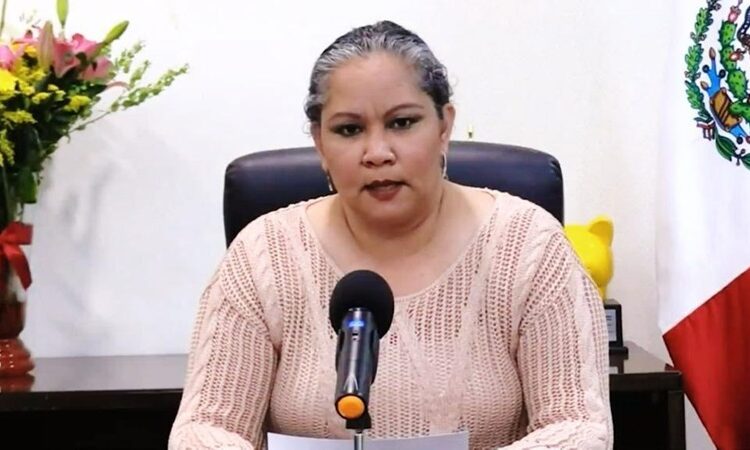 Cumple Gobierno de Altamira con entrega de becas municipales