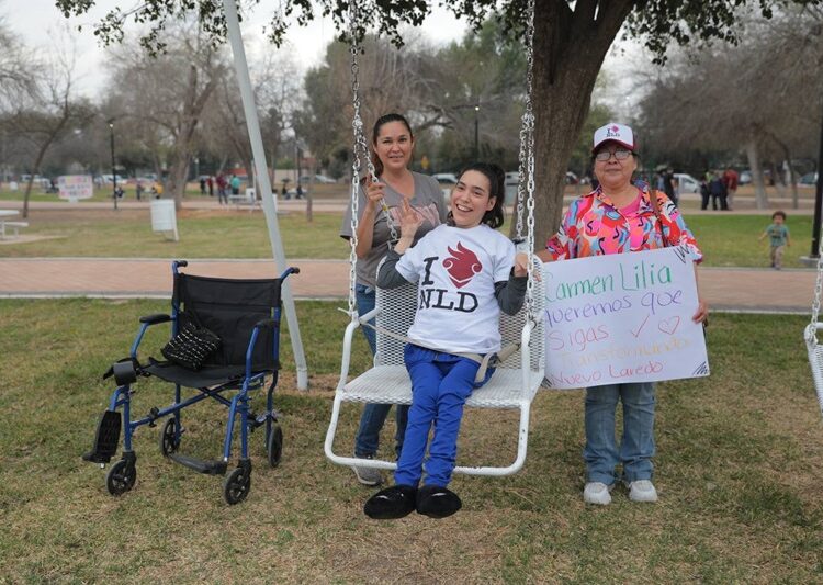 Disfrutan familias de gran fiesta por reapertura y transformación del Parque Viveros
