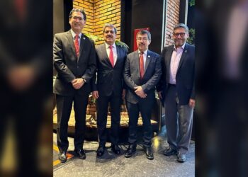 El rector Dámaso Anaya refuerza la vinculación de la UAT con asociaciones de educación superior