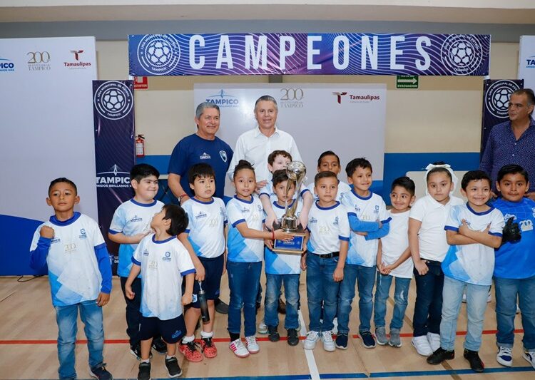 Encabeza Chucho Nader Premiación de la Liga Municipal de Futbol