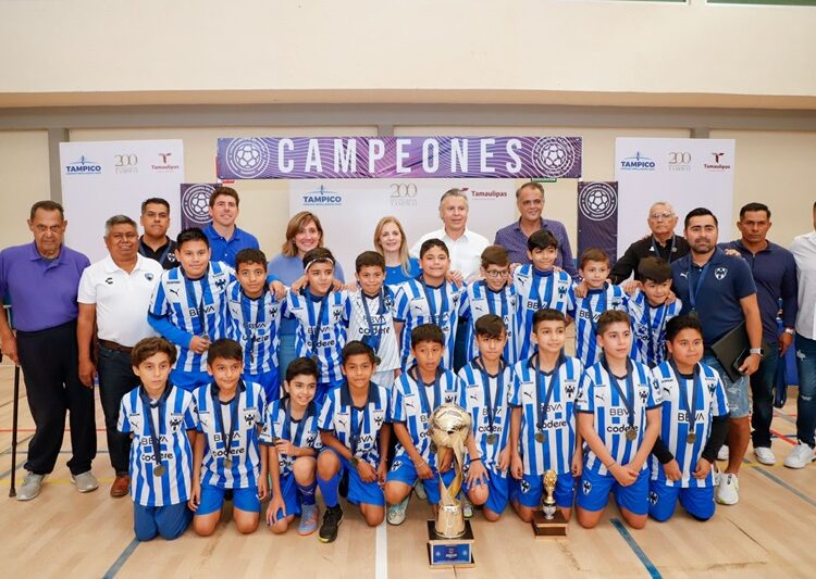 Encabeza Chucho Nader Premiación de la Liga Municipal de Futbol