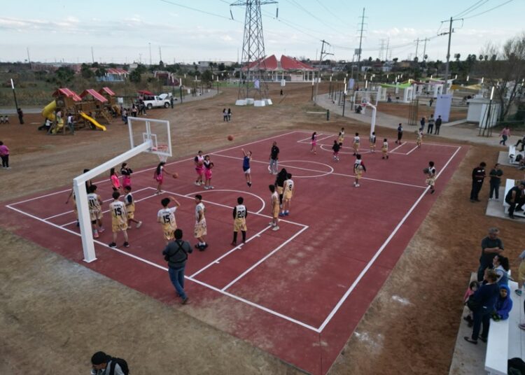 Entrega Carmen Lilia rehabilitación de «El Laguito»