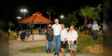 Entrega Chucho modernización del parque recreativo de colinas de San Gerardo