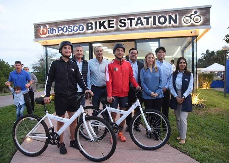Entrega Posco-México moderna estación de ciclismo a DIF Tampico
