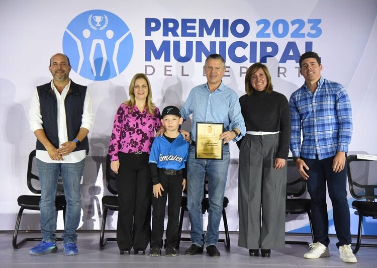 Entregó Chucho el Premio Municipal del Deporte
