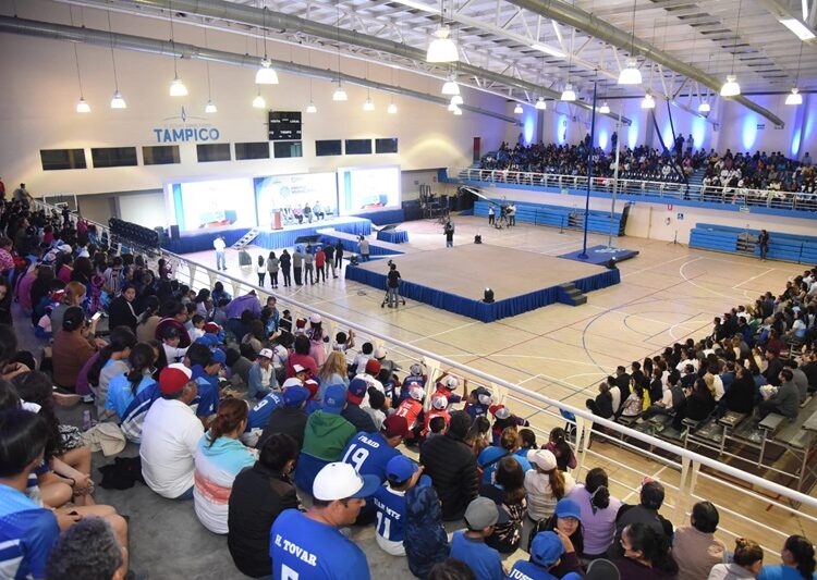 Entregó Chucho el Premio Municipal del Deporte