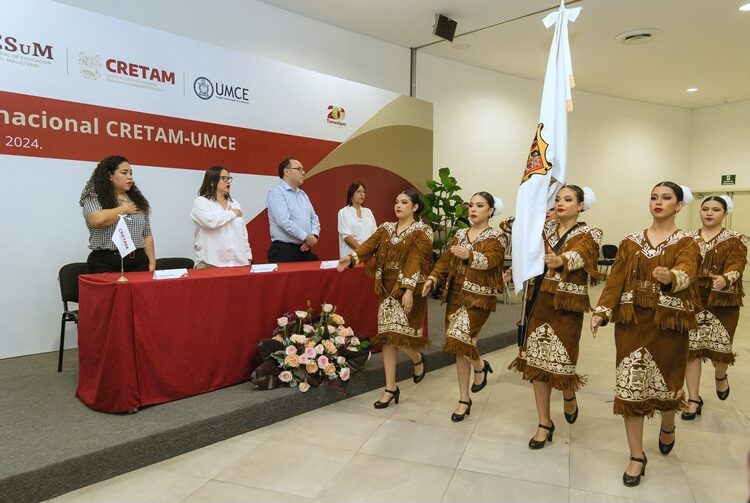 Firma de convenio internacional entre UMCE de Chile y CRETAM