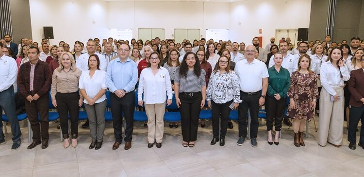 Firma de convenio internacional entre UMCE de Chile y CRETAM