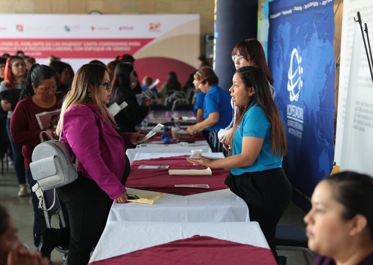 Firman carta compromiso NLD y Estado para impulsar a mujeres en sector laboral