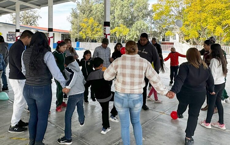 Fomenta SET integración de comunidad educativa con rally familiar
