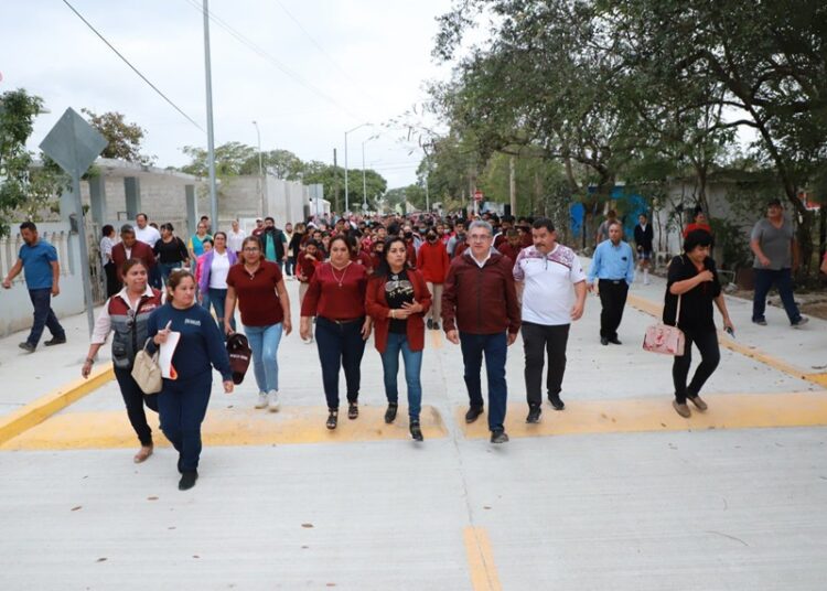 Inaugura Alcalde de Altamira vialidades pavimentadas en múltiples sectores