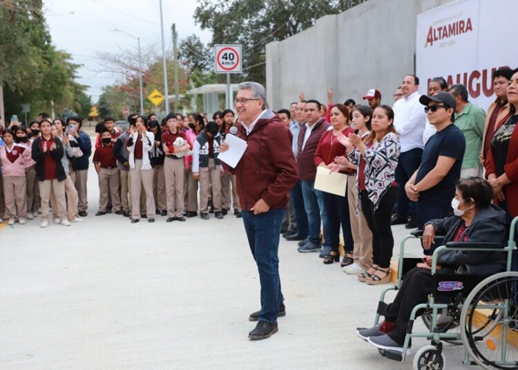 Inaugura Alcalde de Altamira vialidades pavimentadas en múltiples sectores