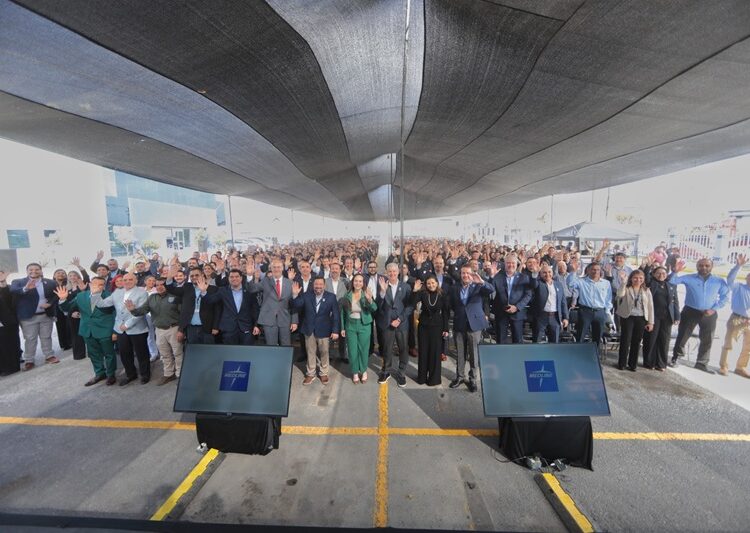 Inaugura Carmen Lilia Canturosas Planta “Medline Hudson RCI”