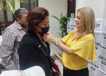 Inicia Aída Féres de Nader Campaña Contra el Cáncer Infantil en el DIF