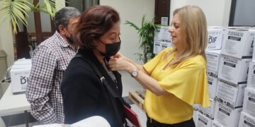 Inicia Aída Féres de Nader Campaña Contra el Cáncer Infantil en el DIF