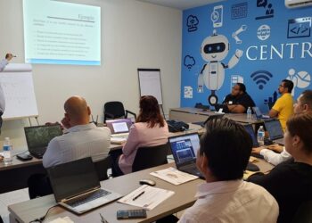 Invita Gobierno de NLD a trabajadores y docentes a jornada de innovación 2024