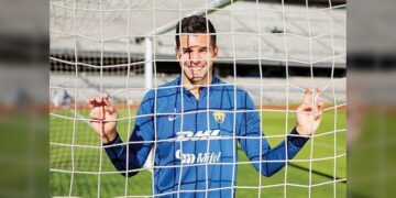 Karol G pintó de rosa y perreó el Estado Azteca