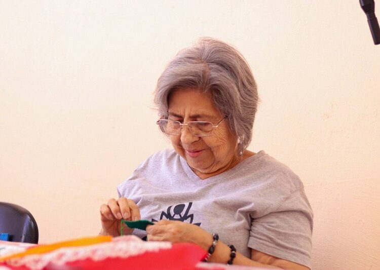 Mantiene DIF NLD abiertas las inscripciones a los talleres de arte y deporte para adultos activos